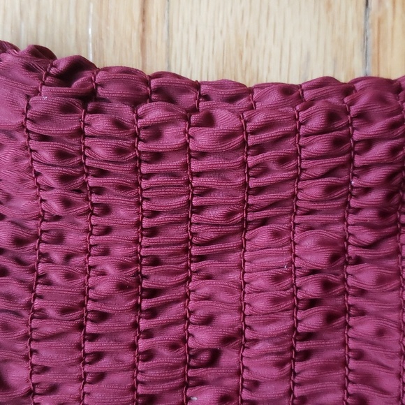 Ruffle Smocked Bandeau Bikini Set in RED WINE Size M - Picture 3 of 3